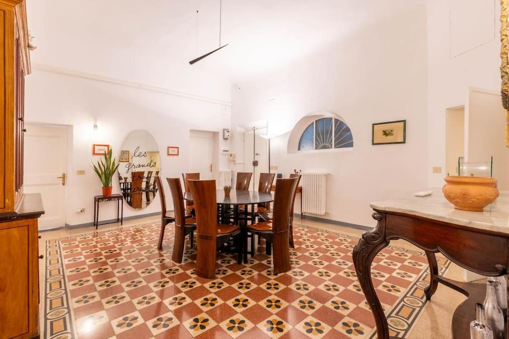 Academia Of Davide Spacious Apartment Floransa Dış mekan fotoğraf